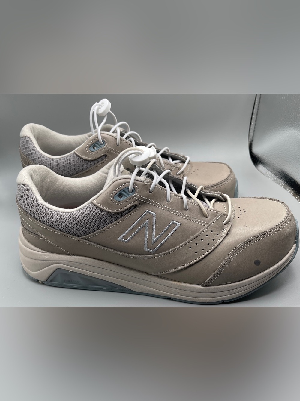 New Balance womans 928v3 Leather Walking shoes/sneakers in Grey/Taupe Size 8